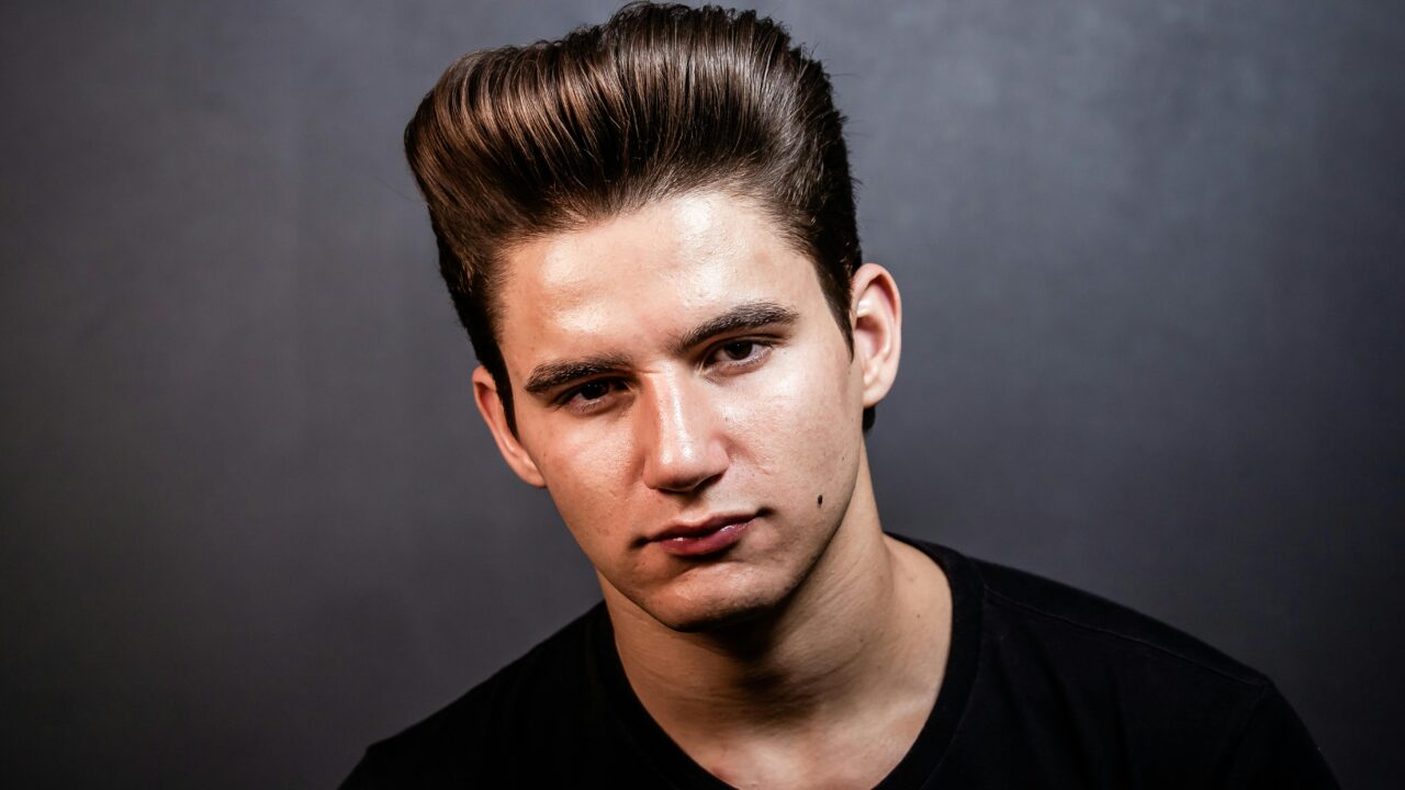 The Timeless Appeal of the Pompadour Haircut: A Complete Guide