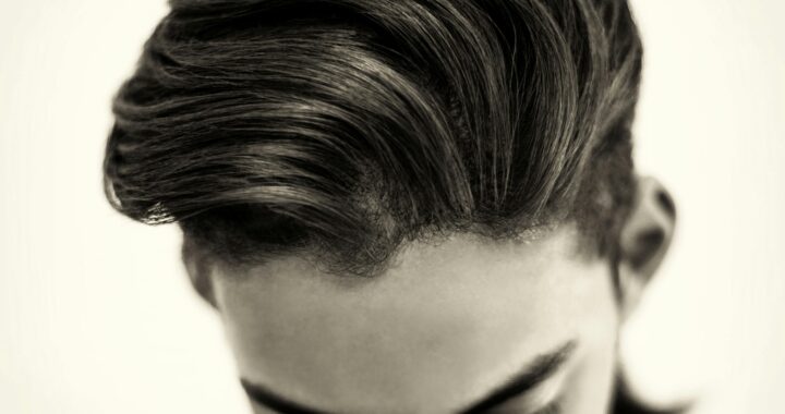 pexels-sanjay-indiresh-1440654-4850600 pompadour haircut