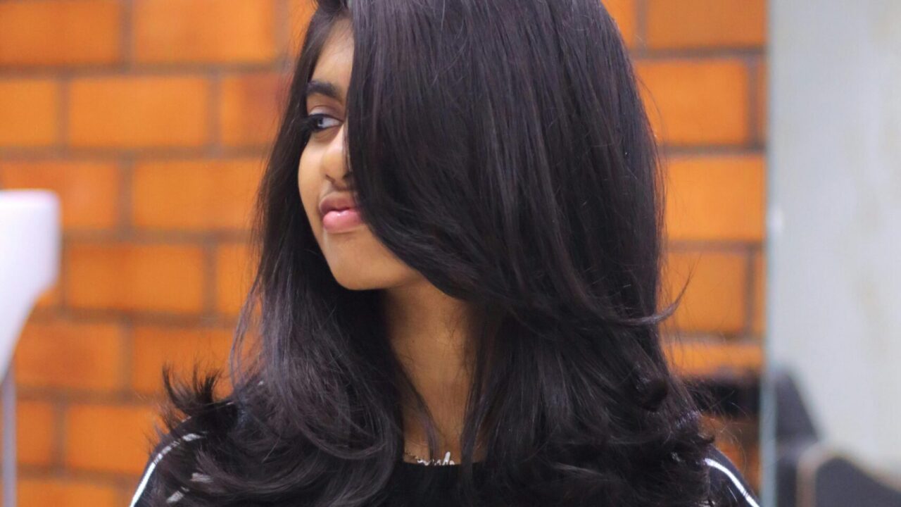 Layered Haircuts: A Stylish Upgrade for Every Hair Type and Face Shape